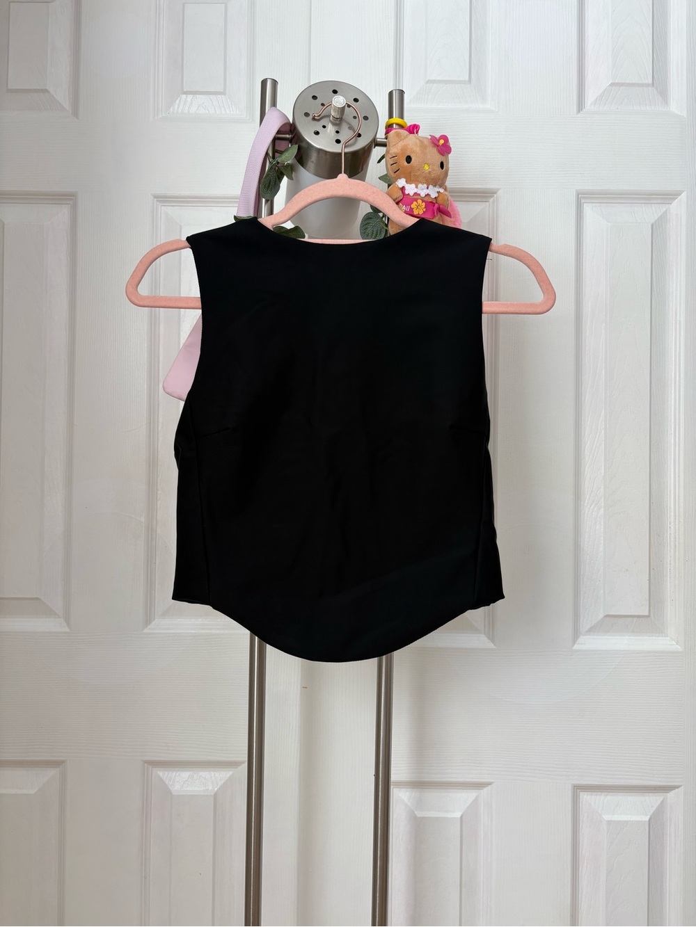 Harlow Black Sleeveless Tank Top